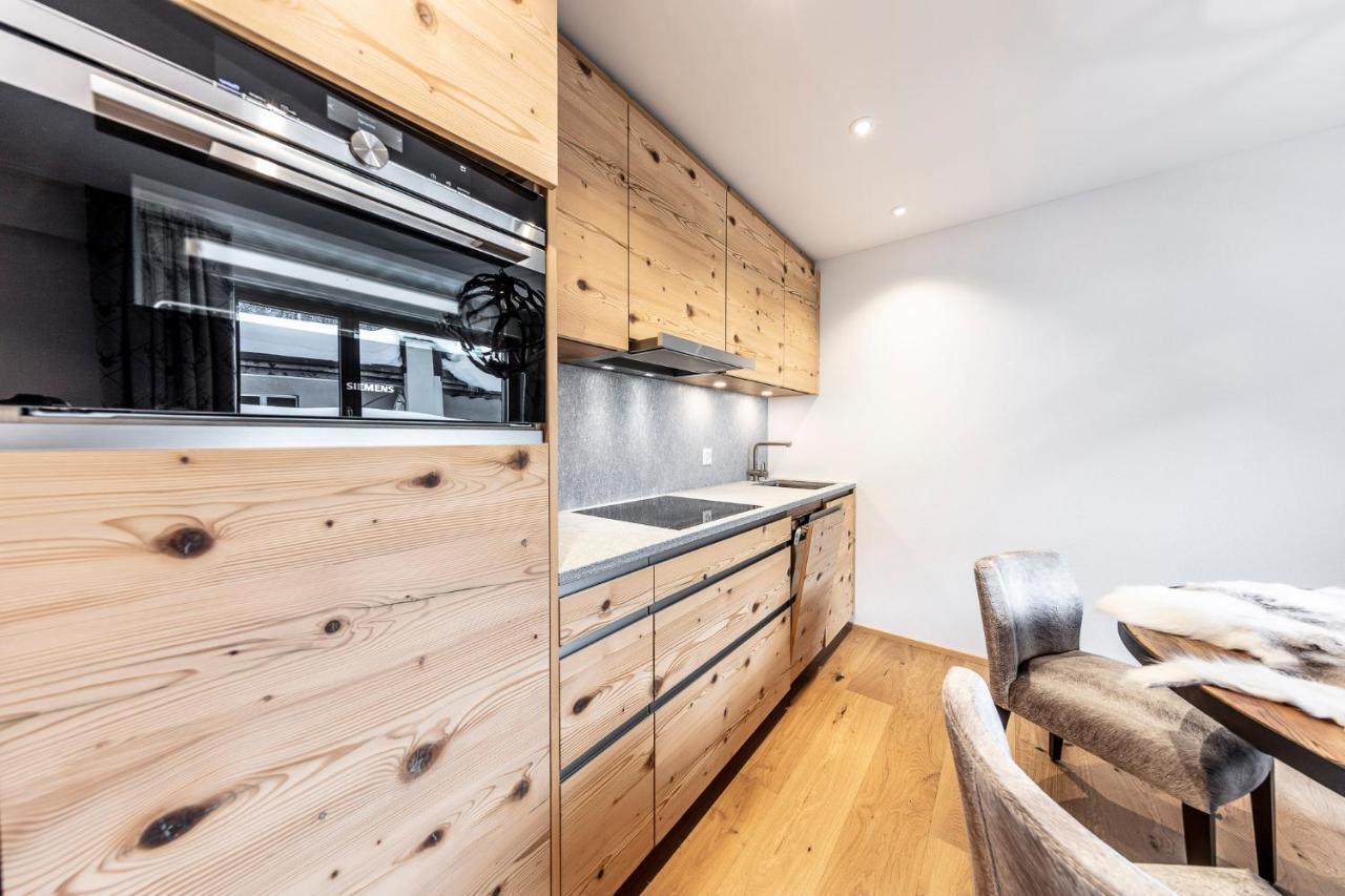 Unique Alpic Style Apartment In The Heart Of Davos Exterior photo